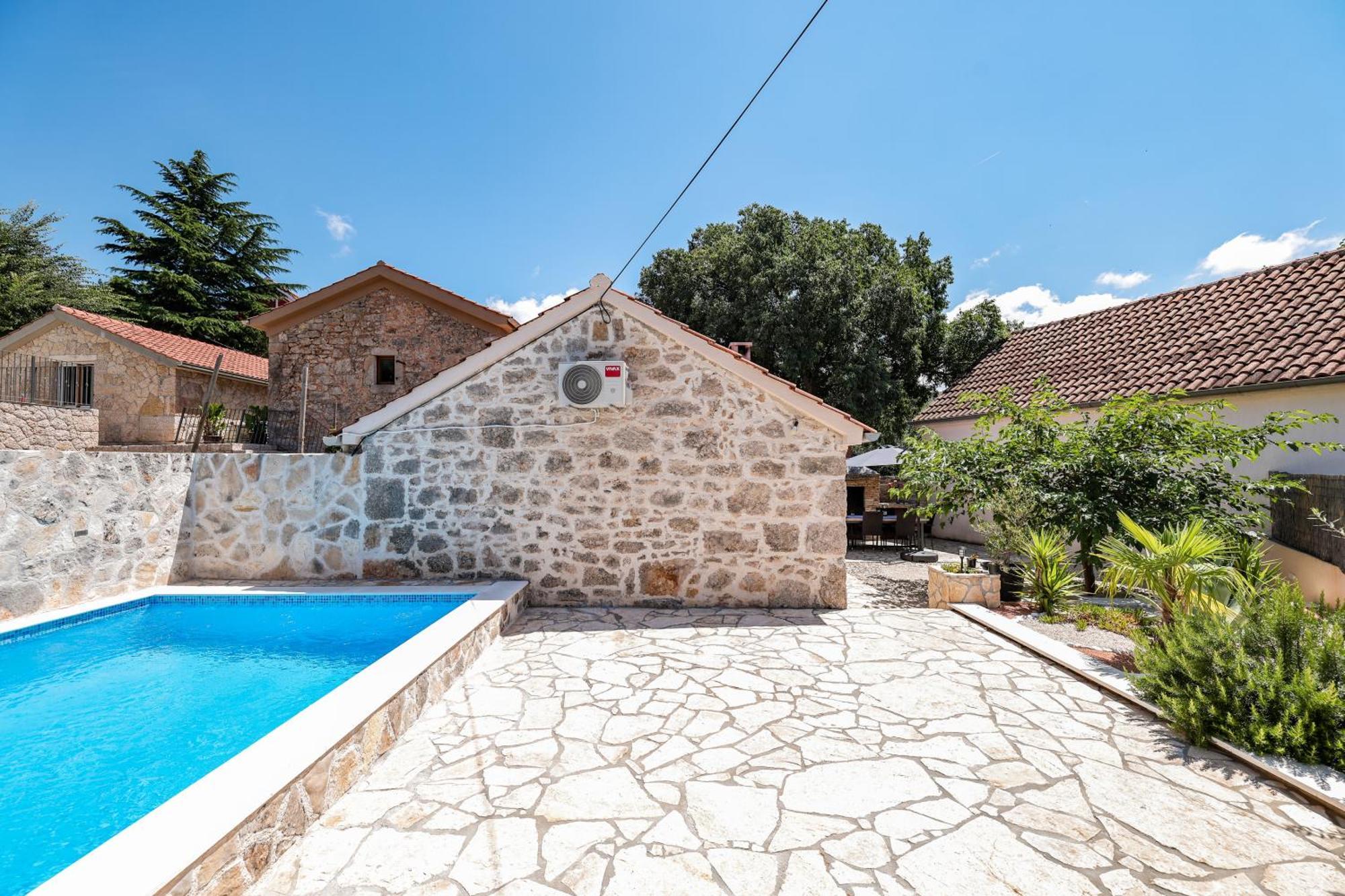 Holiday House Manuela Kruševo Esterno foto